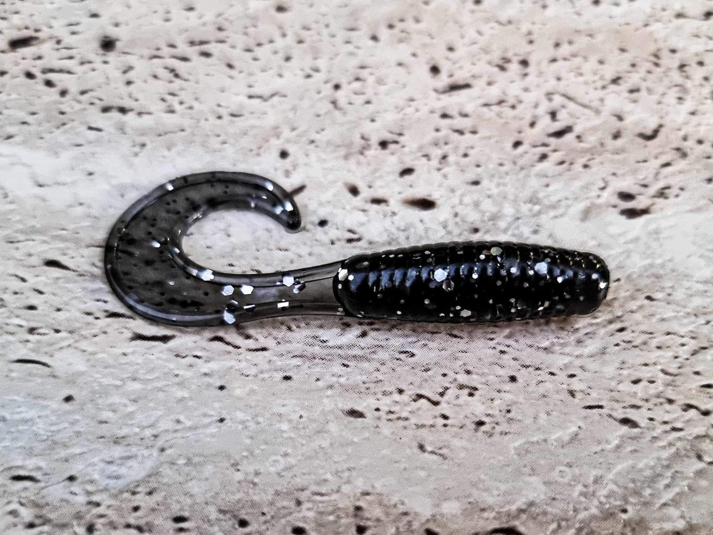 2.5" Curl Tail Grub (12 pcs.)